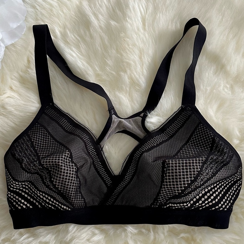 Lululemon Lace Racer Back Bra